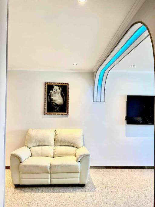 Shared Apartment! Piso Compartido! Общая Квартира! Sevilla Exterior foto